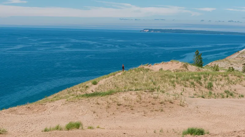 sleeping-bear-dunes