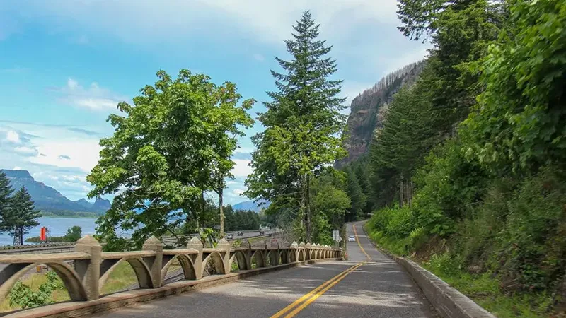 Columbia River Gorge Scenic Highway