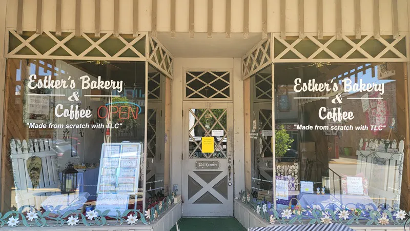 esthers-bakery